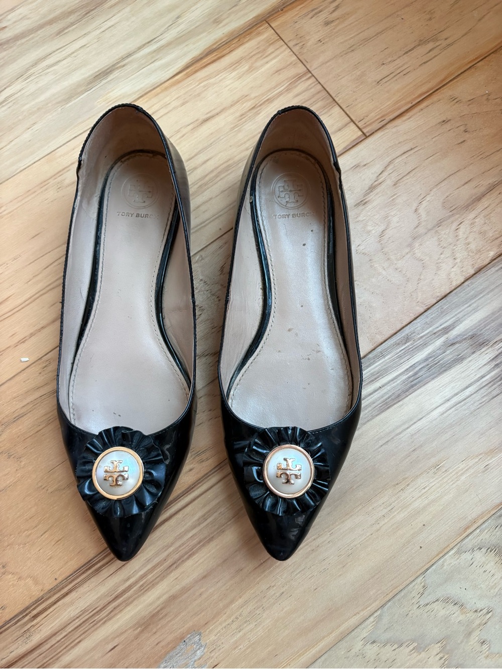 Tory Burch Black Pointed Leather  Pearl Ballet Flats